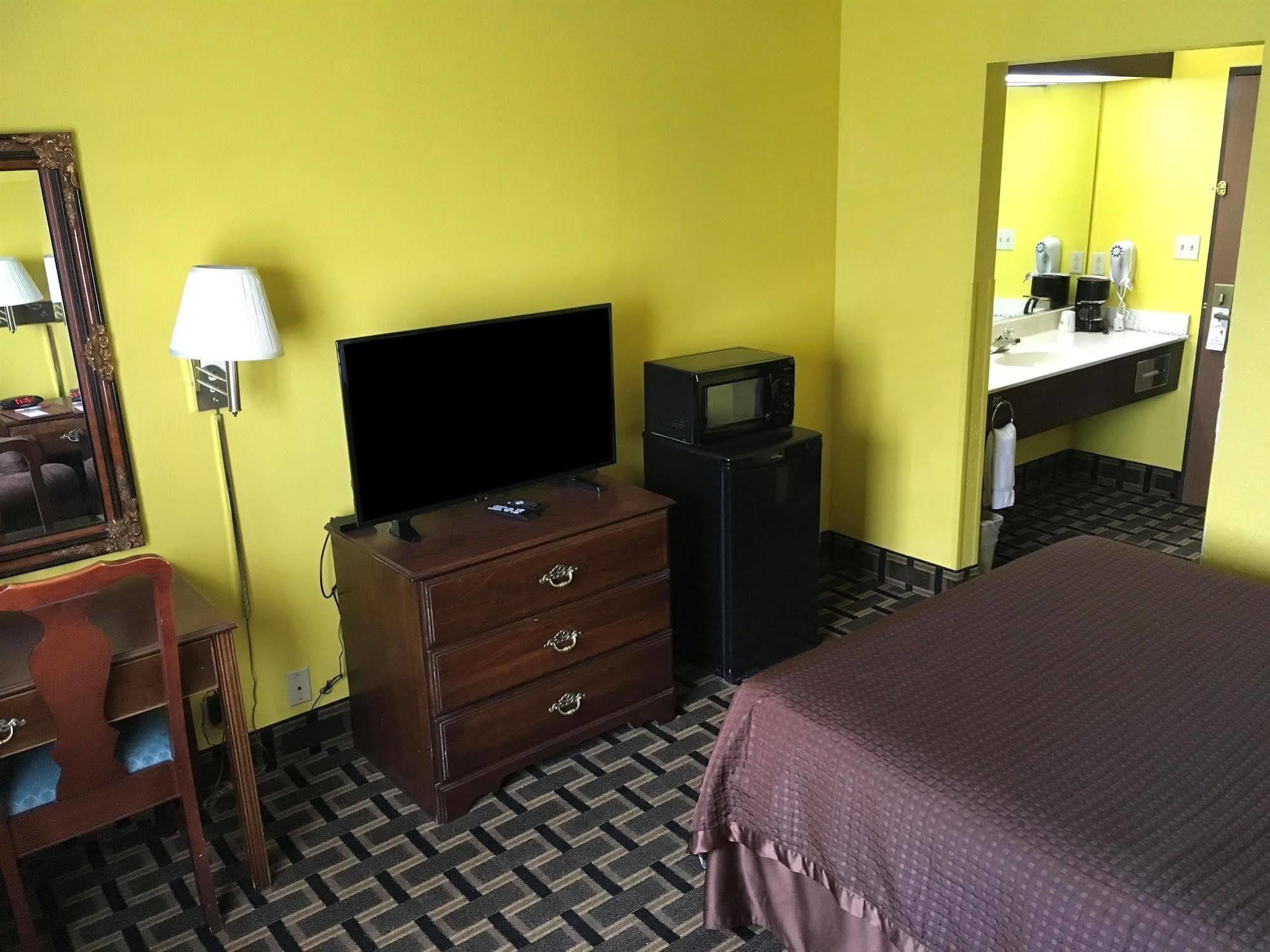 Country Hearth Inn - Bowling Green Esterno foto