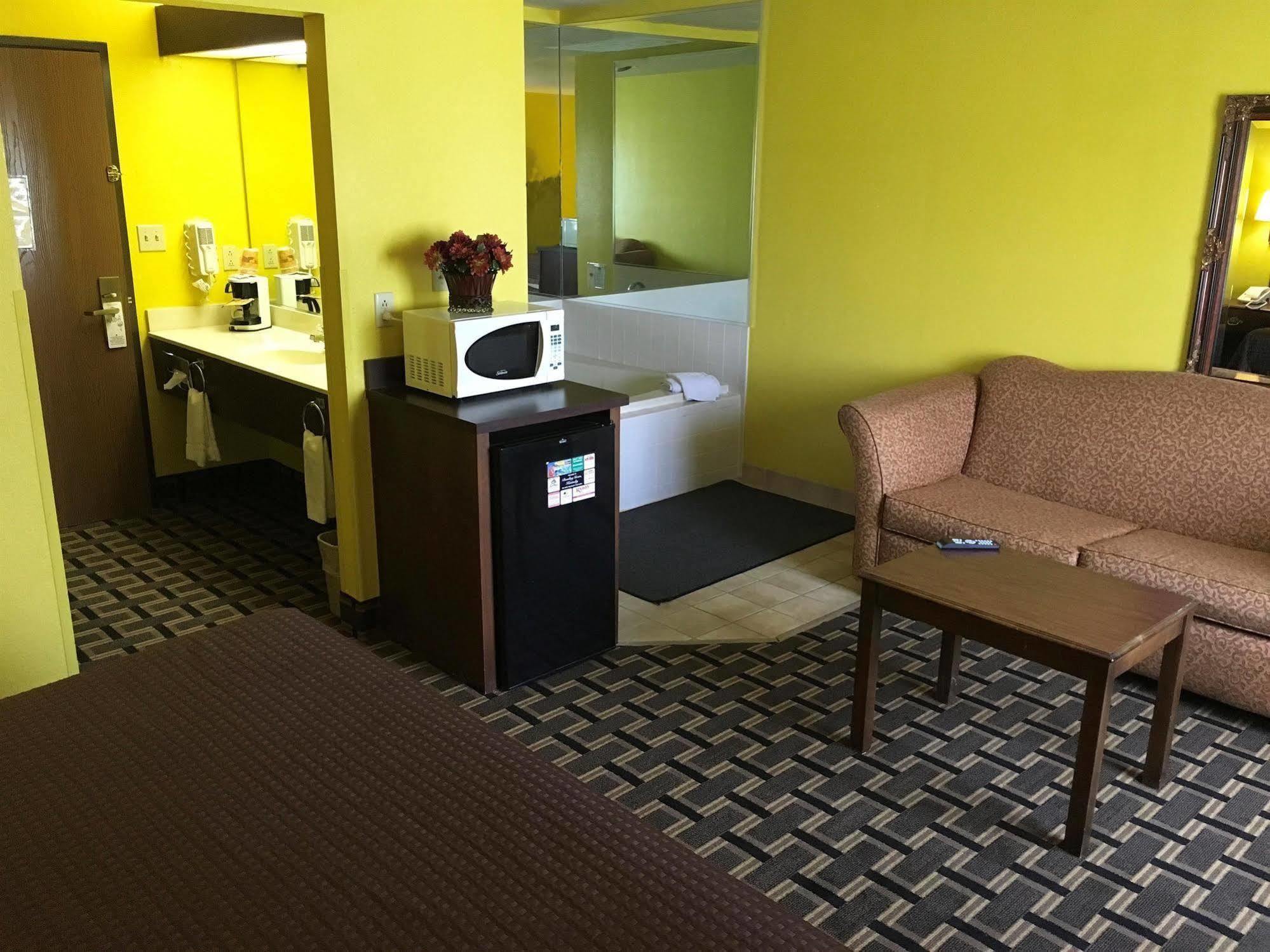 Country Hearth Inn - Bowling Green Esterno foto